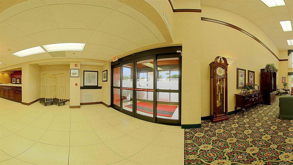 Holiday Inn - St. Petersburg West By Ihg Esterno foto