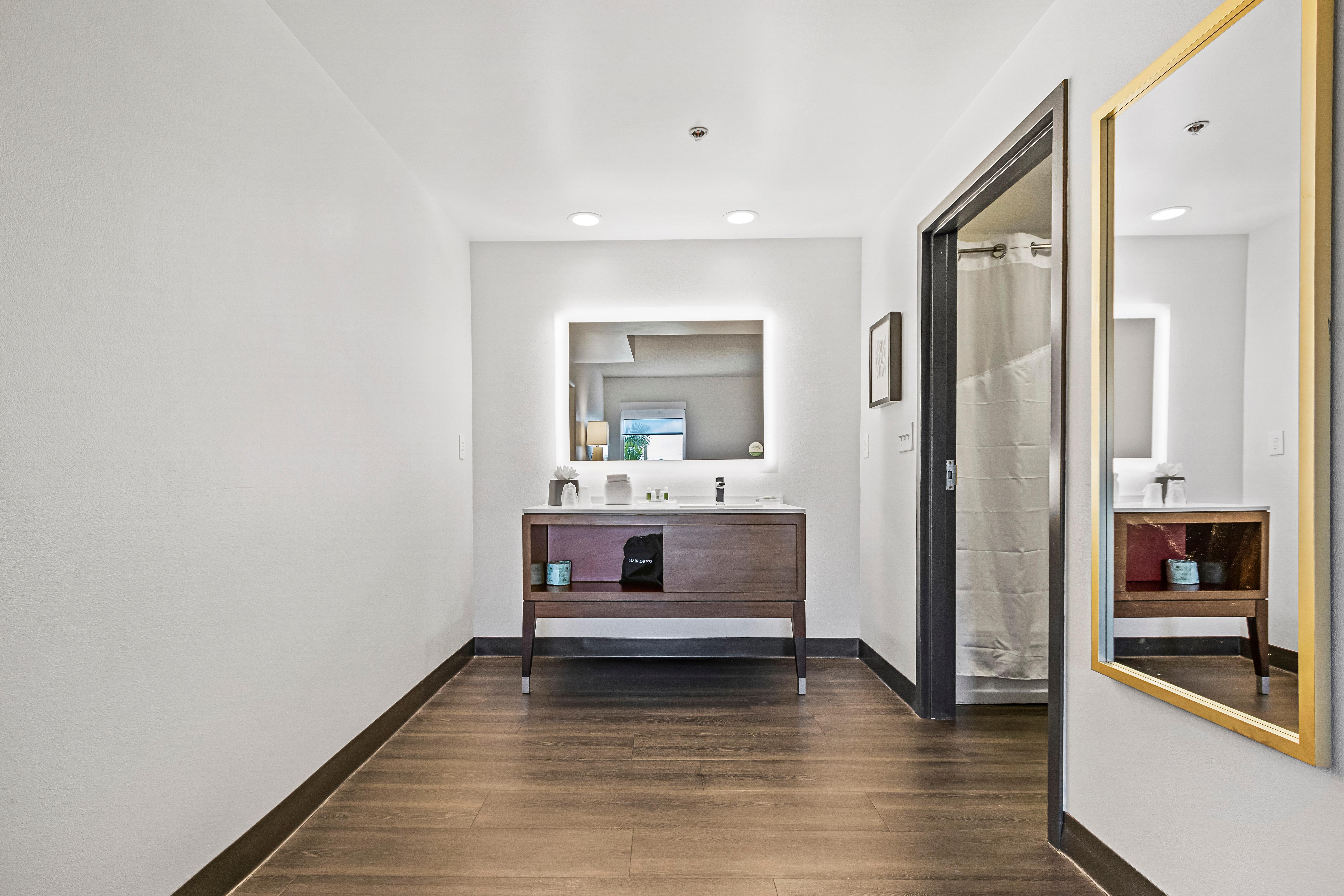 Holiday Inn - St. Petersburg West By Ihg Esterno foto