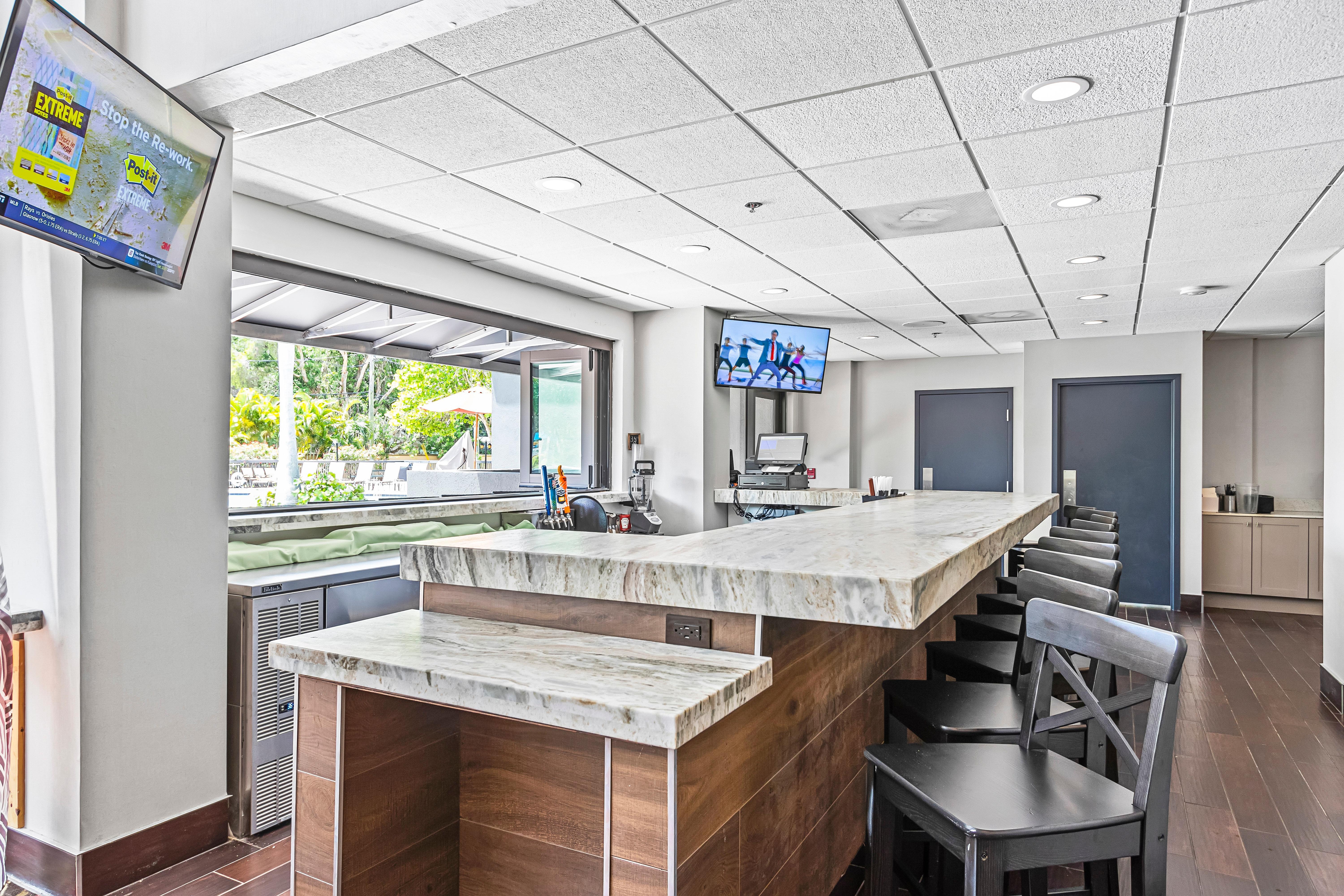 Holiday Inn - St. Petersburg West By Ihg Esterno foto