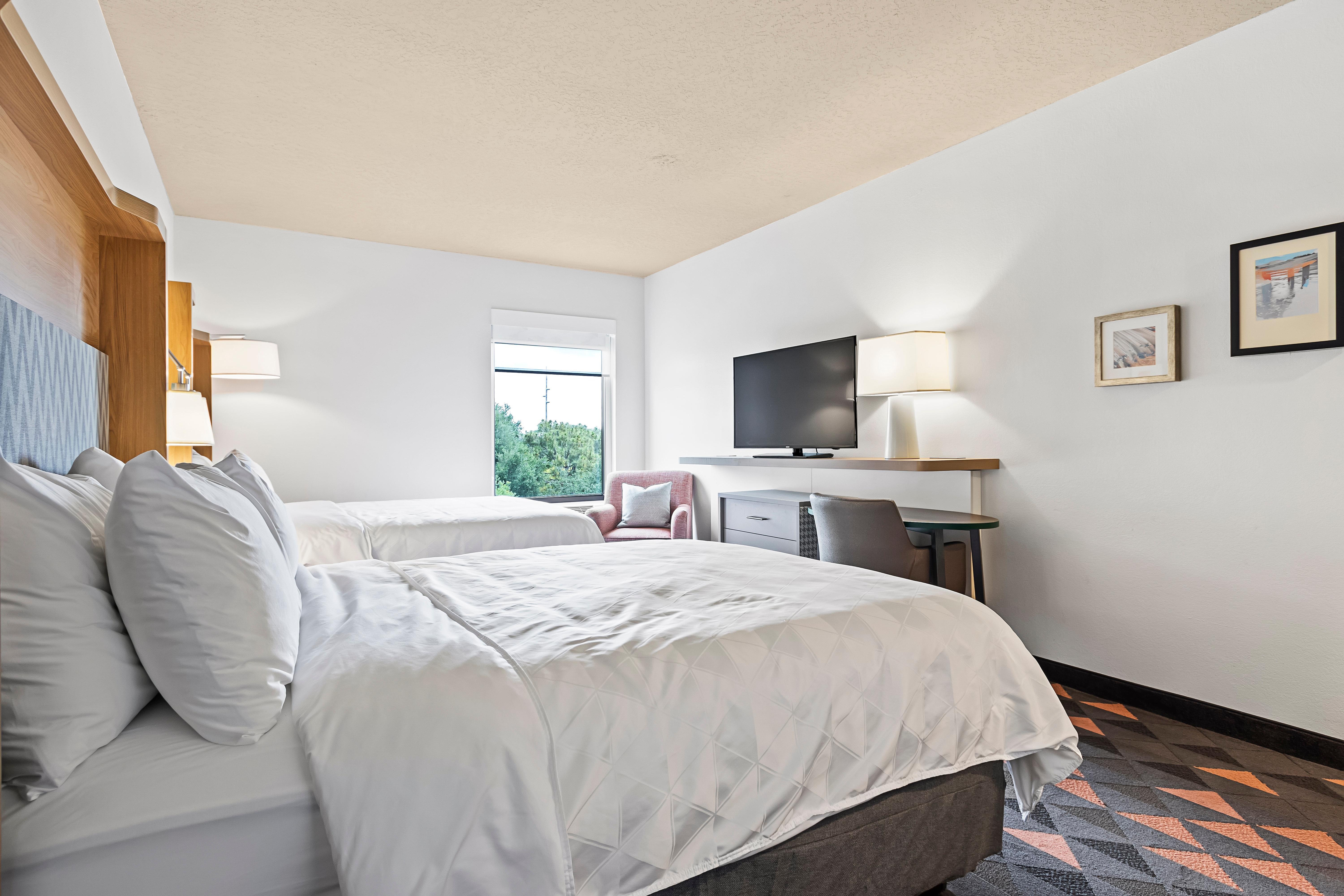 Holiday Inn - St. Petersburg West By Ihg Esterno foto