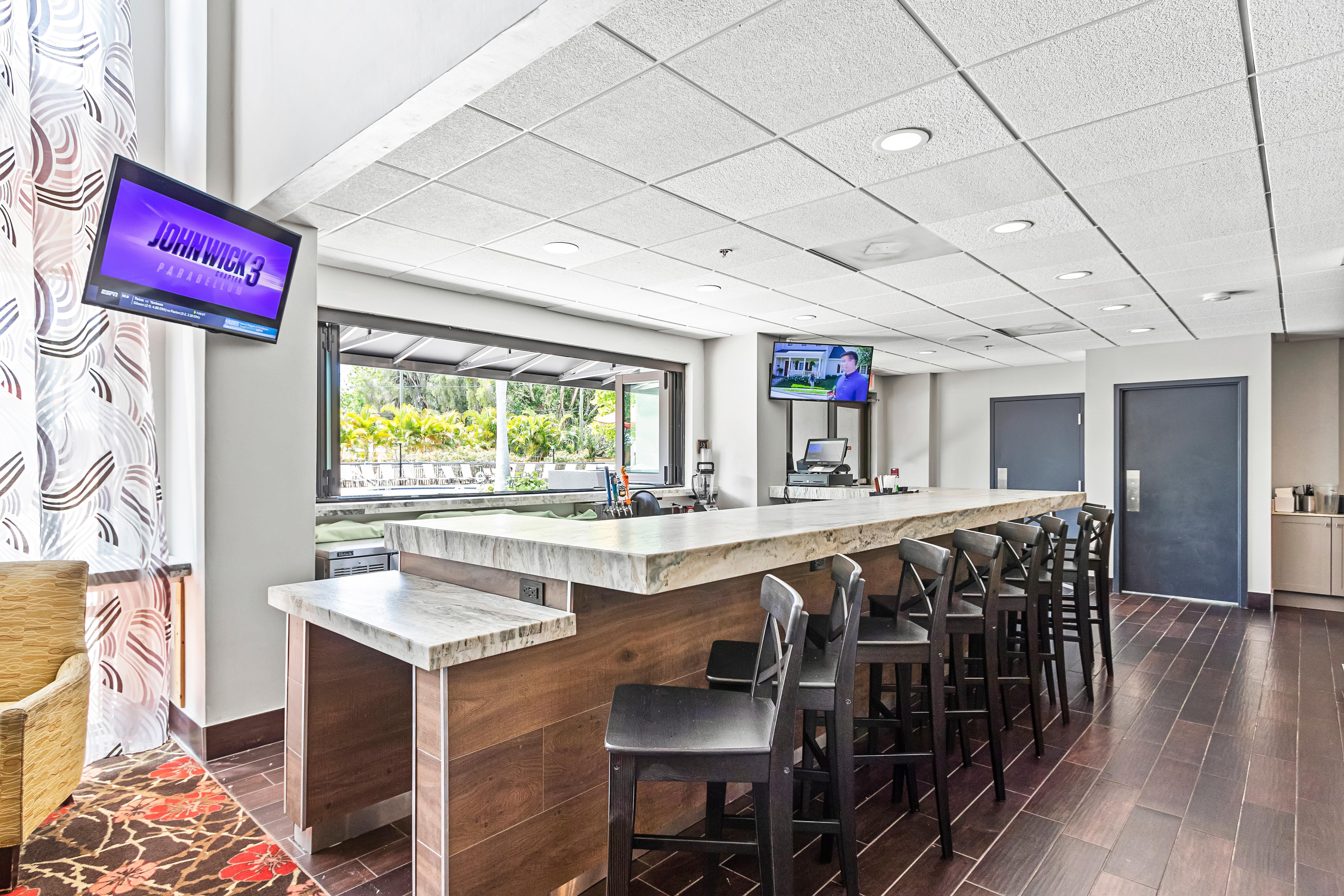 Holiday Inn - St. Petersburg West By Ihg Esterno foto