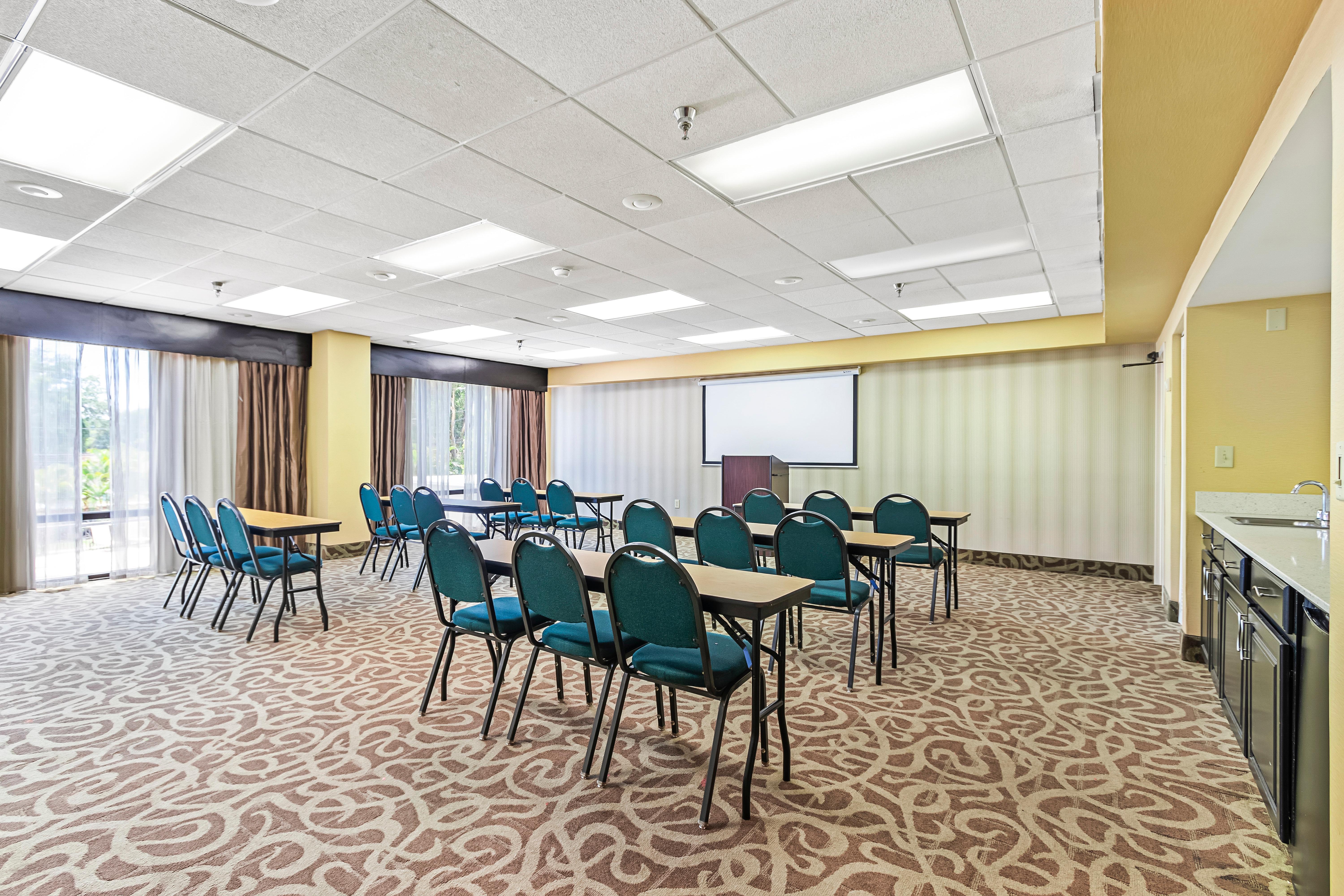 Holiday Inn - St. Petersburg West By Ihg Esterno foto