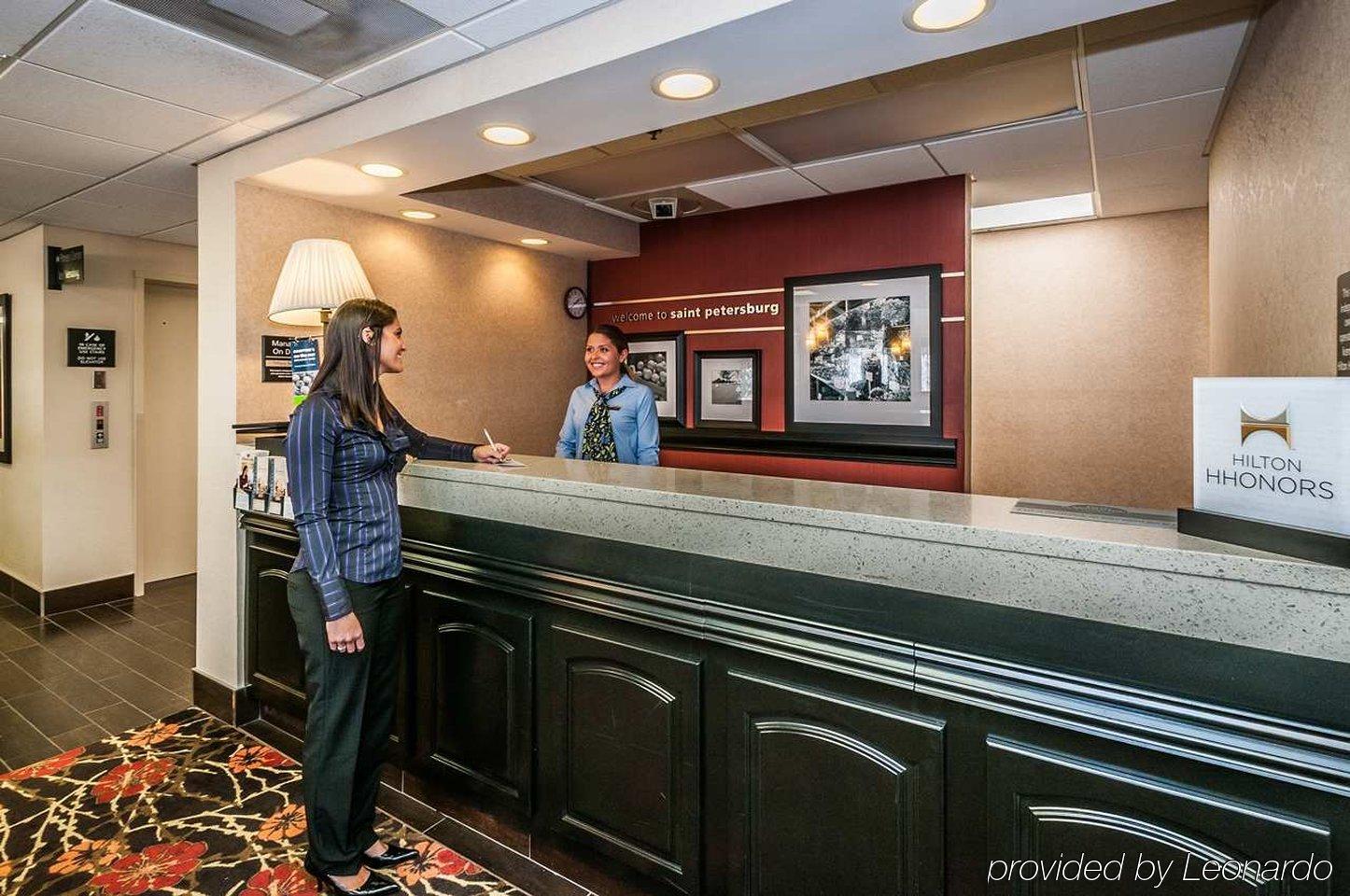 Holiday Inn - St. Petersburg West By Ihg Esterno foto