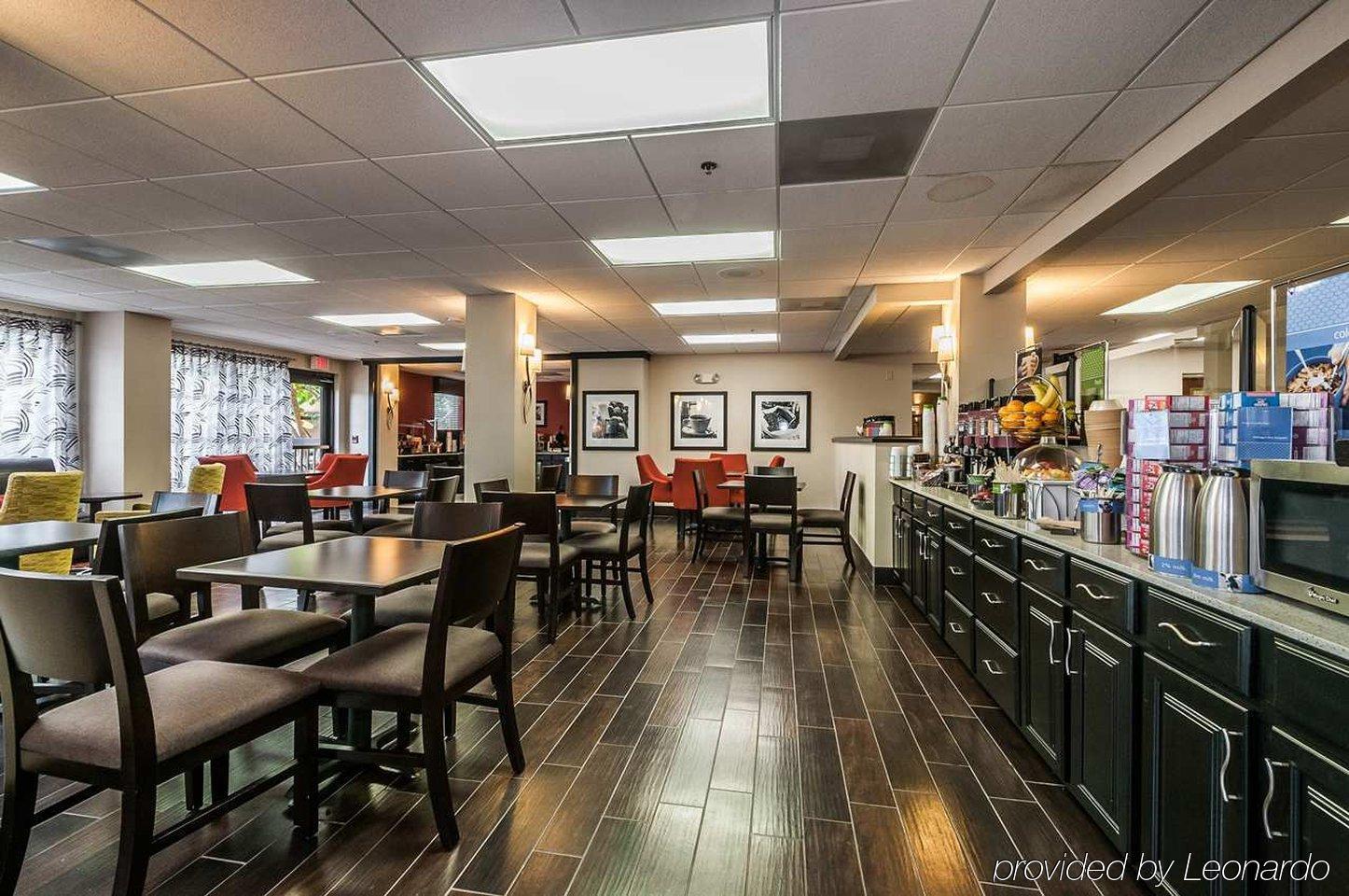 Holiday Inn - St. Petersburg West By Ihg Esterno foto