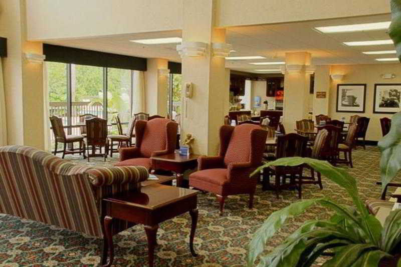 Holiday Inn - St. Petersburg West By Ihg Esterno foto